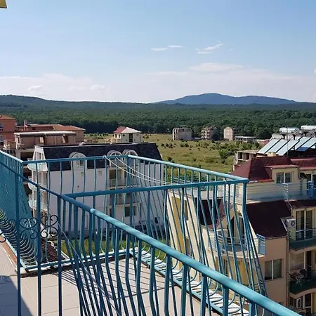 Hotel Laguna - Guest House-2